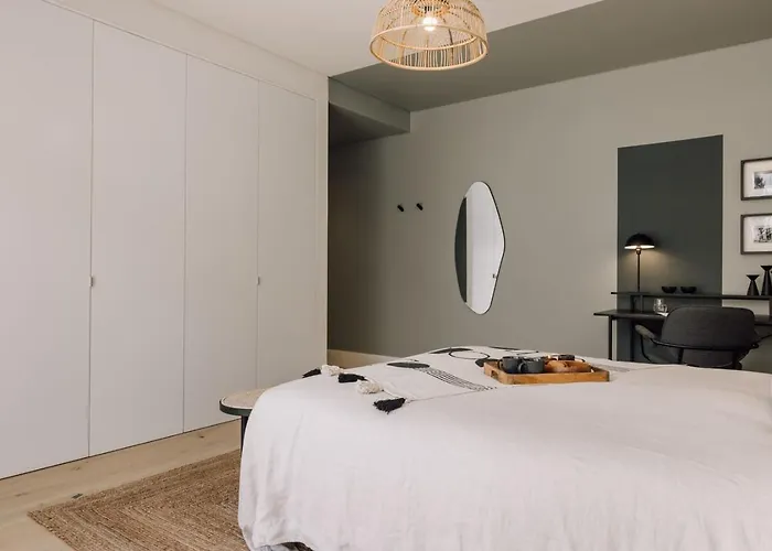 Mangai - 2 Bedrooms, Terrace, Parking In Arroios شقة *