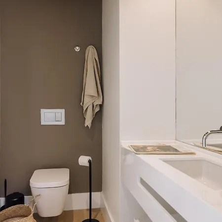 아파트 Mangai - 2 Bedrooms, Terrace, Parking In Arroios 리스본